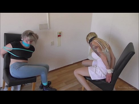 ❤️ Addicted / legata è imbavagliata / damigella in angoscia Video cazzo à co.vanalize.ru ️❤